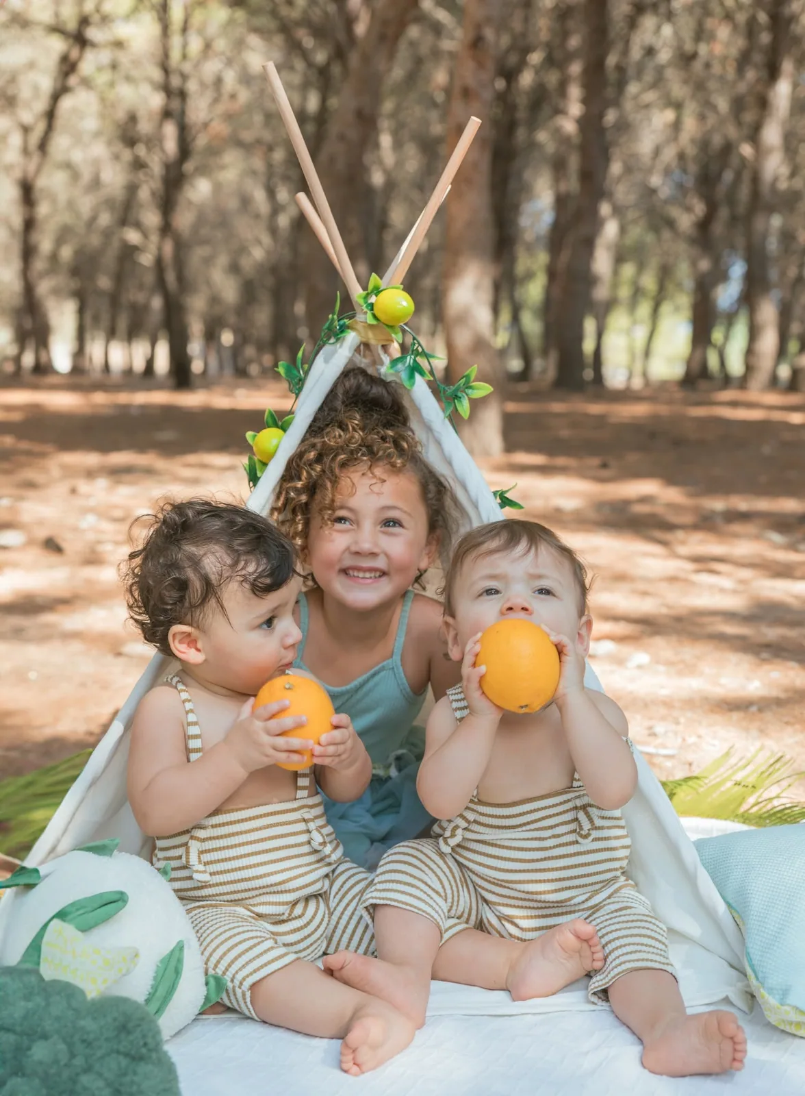 children with oranges at woodland cake smash malta